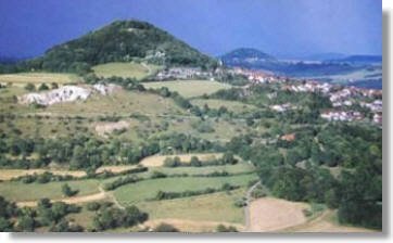 Blick auf den Hohenstaufen von einer regionalen Weide